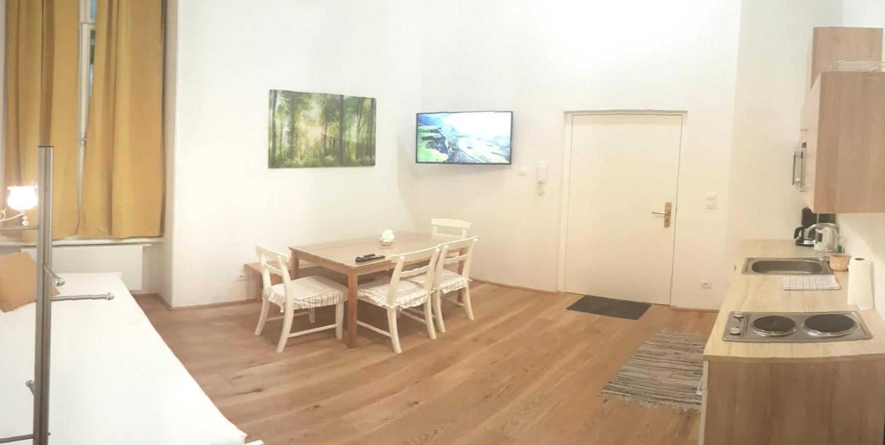 Sobieski District-1 Ring Apartments Vienna Room photo